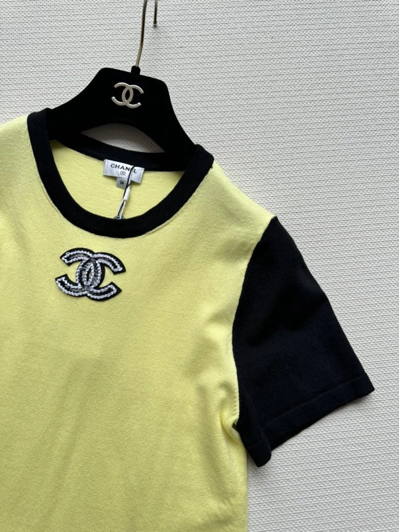 Vibrant Chanel T-Shirts 107804