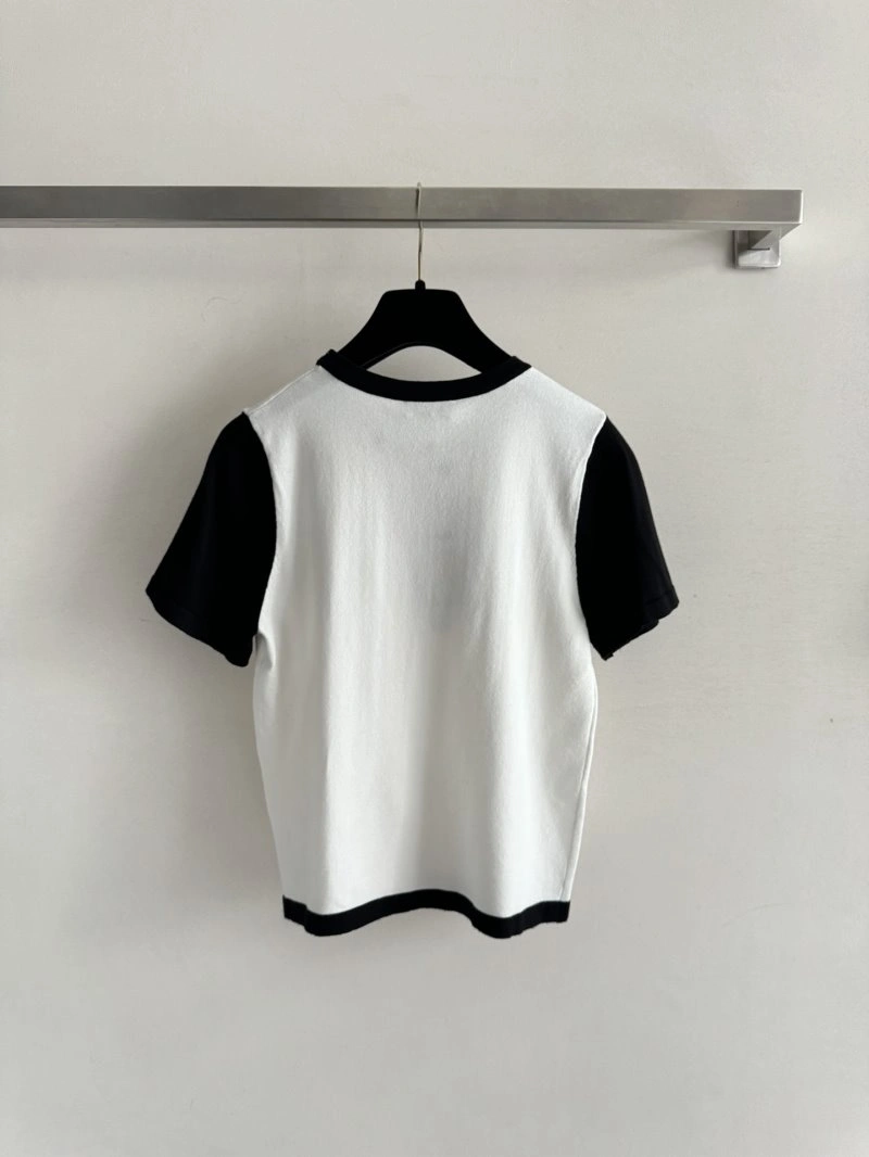Classic Chanel T-Shirts 107802