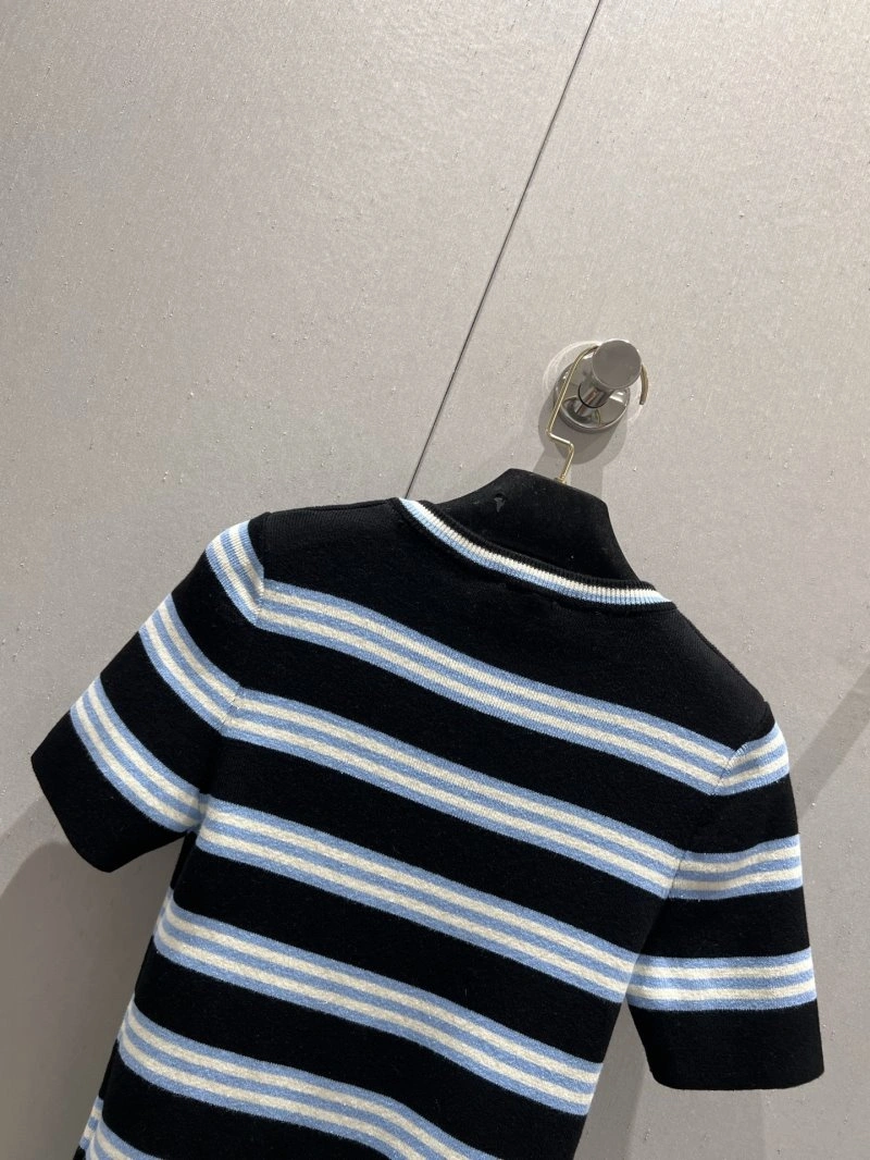 Chanel T-Shirts Sustainable 107820