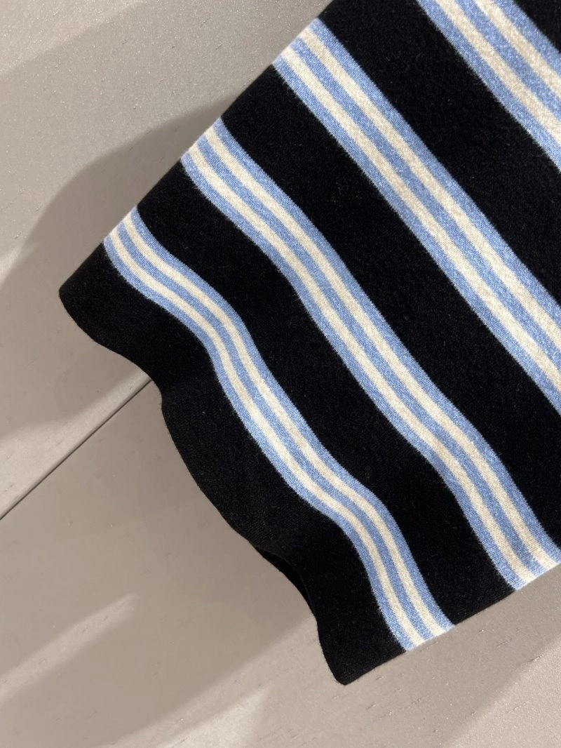 Chanel T-Shirts Sustainable 107820