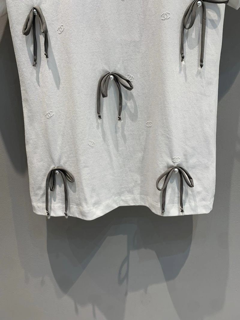 Chanel T-Shirts Lightweight 107815