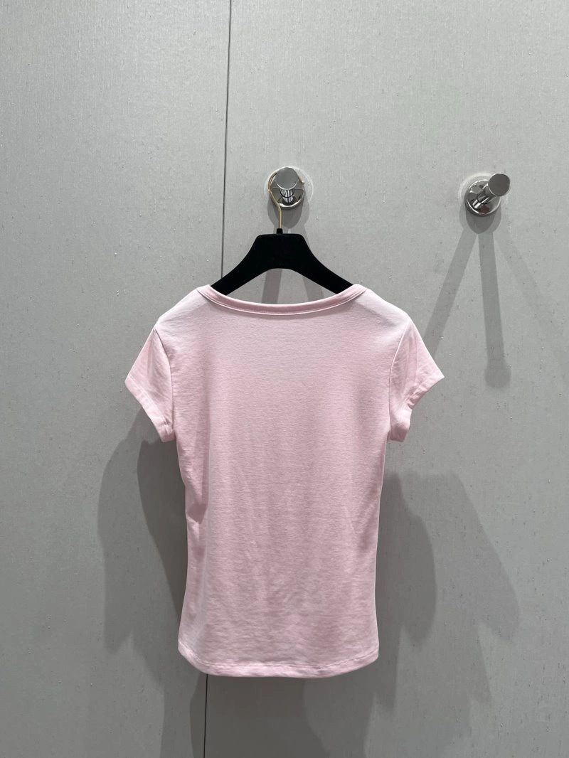 Versatile Chanel T-Shirts 107795
