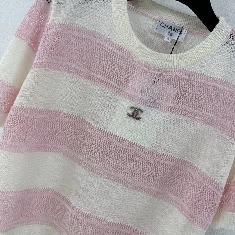 Chanel T-Shirts Versatile 107797