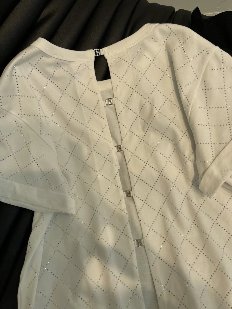 Modern Chanel T-Shirts 107787