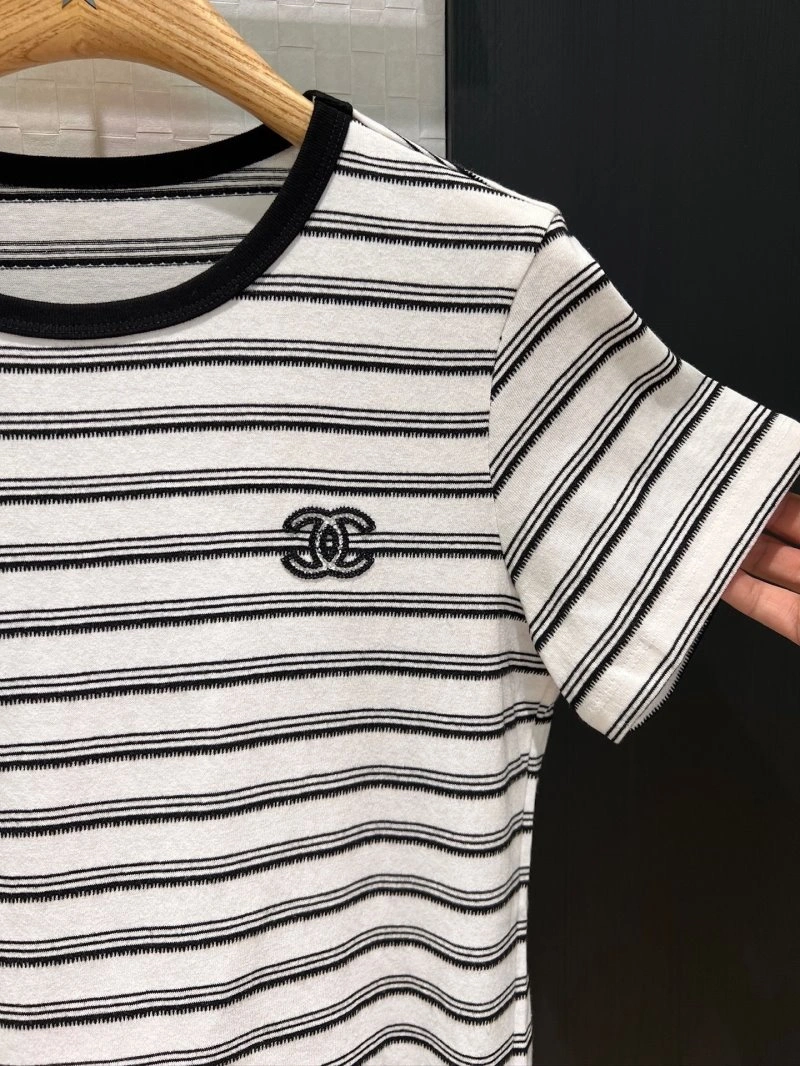 Chanel T-Shirts WeatherProof 107786