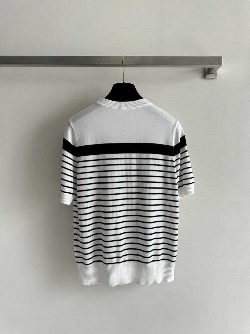 Chanel T-Shirts Effortless 107782