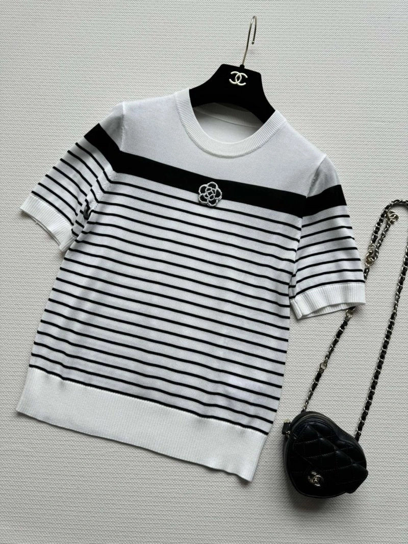 Chanel T-Shirts Effortless 107782