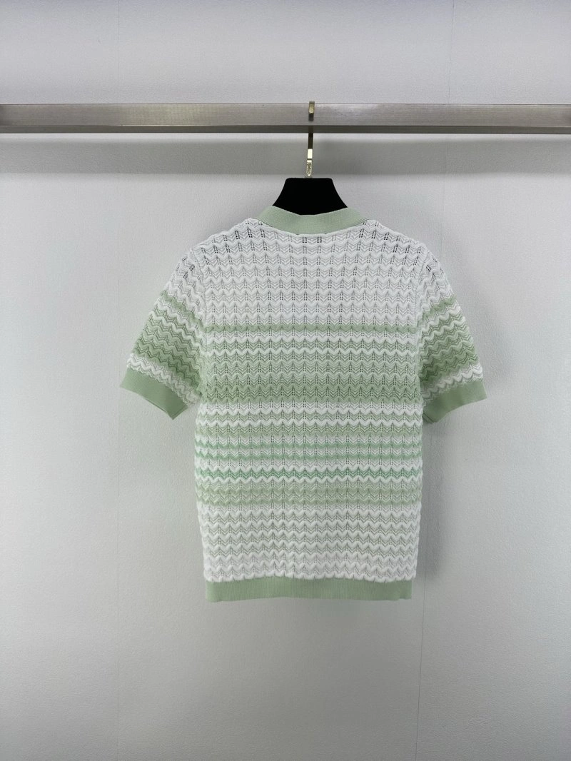 Chanel T-Shirts Durable 107770