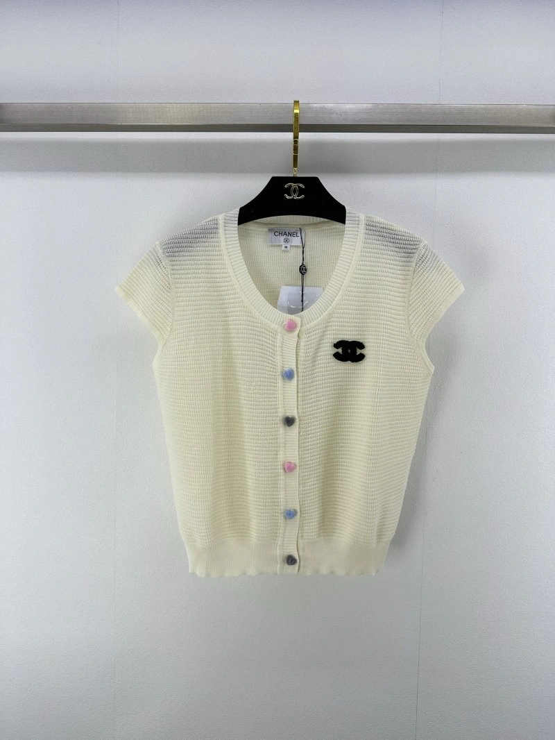 Chanel T-Shirts Breathable 107759