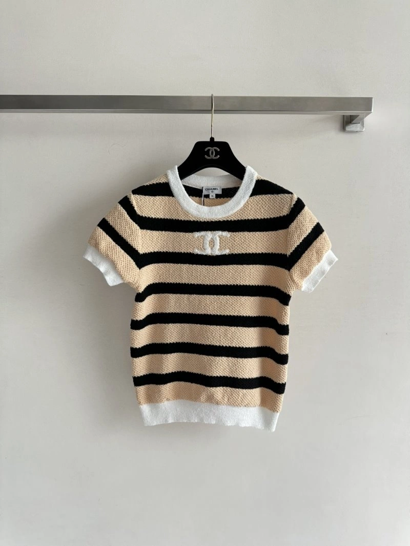 Chanel T-Shirts Elegant 107752