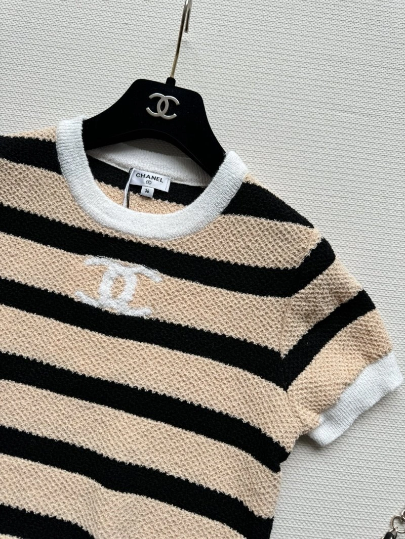 Chanel T-Shirts Elegant 107752