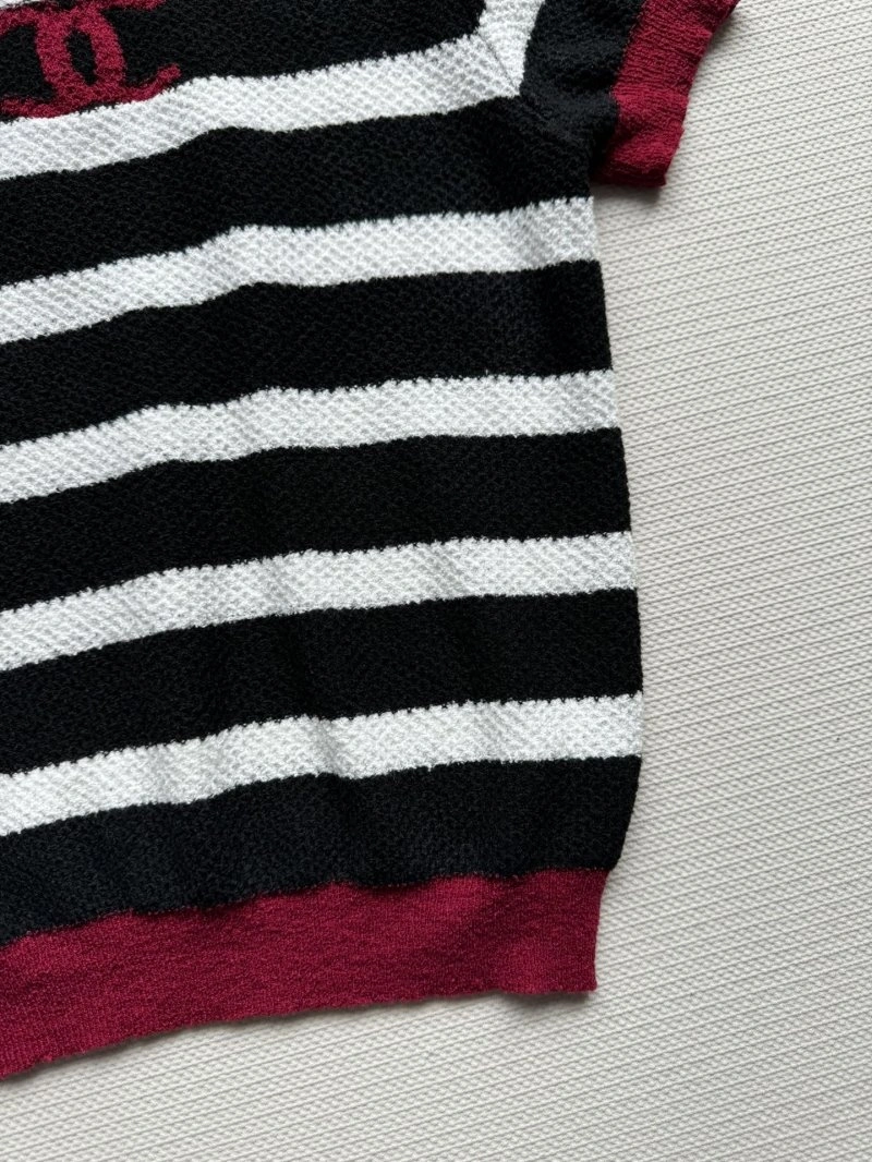 SoftTouch Chanel T-Shirts 107750