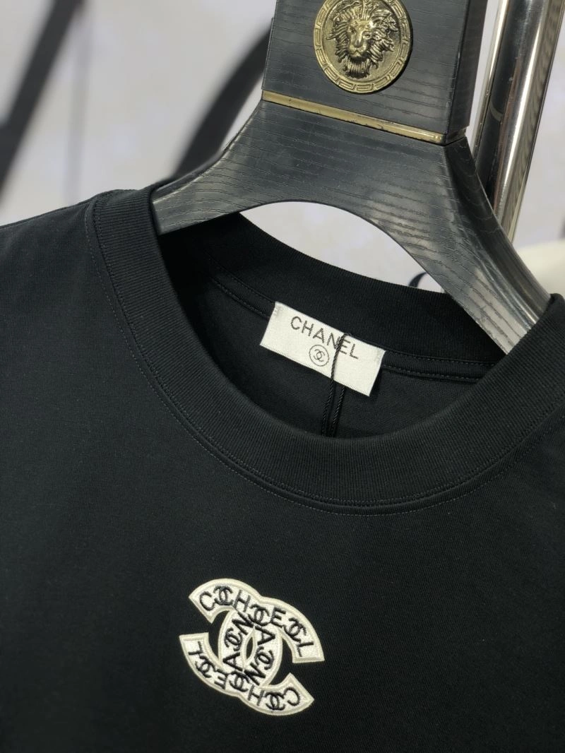 Timeless Chanel T-Shirts 111338