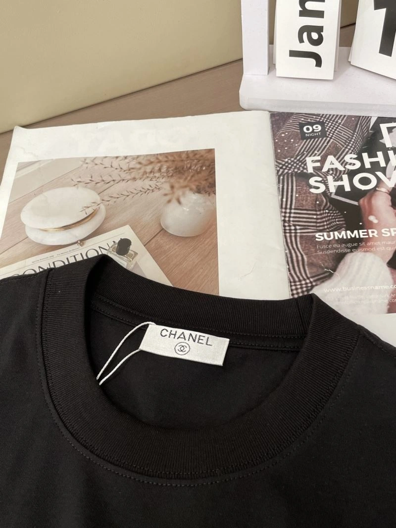 Chanel T-Shirts SmoothTexture 111357