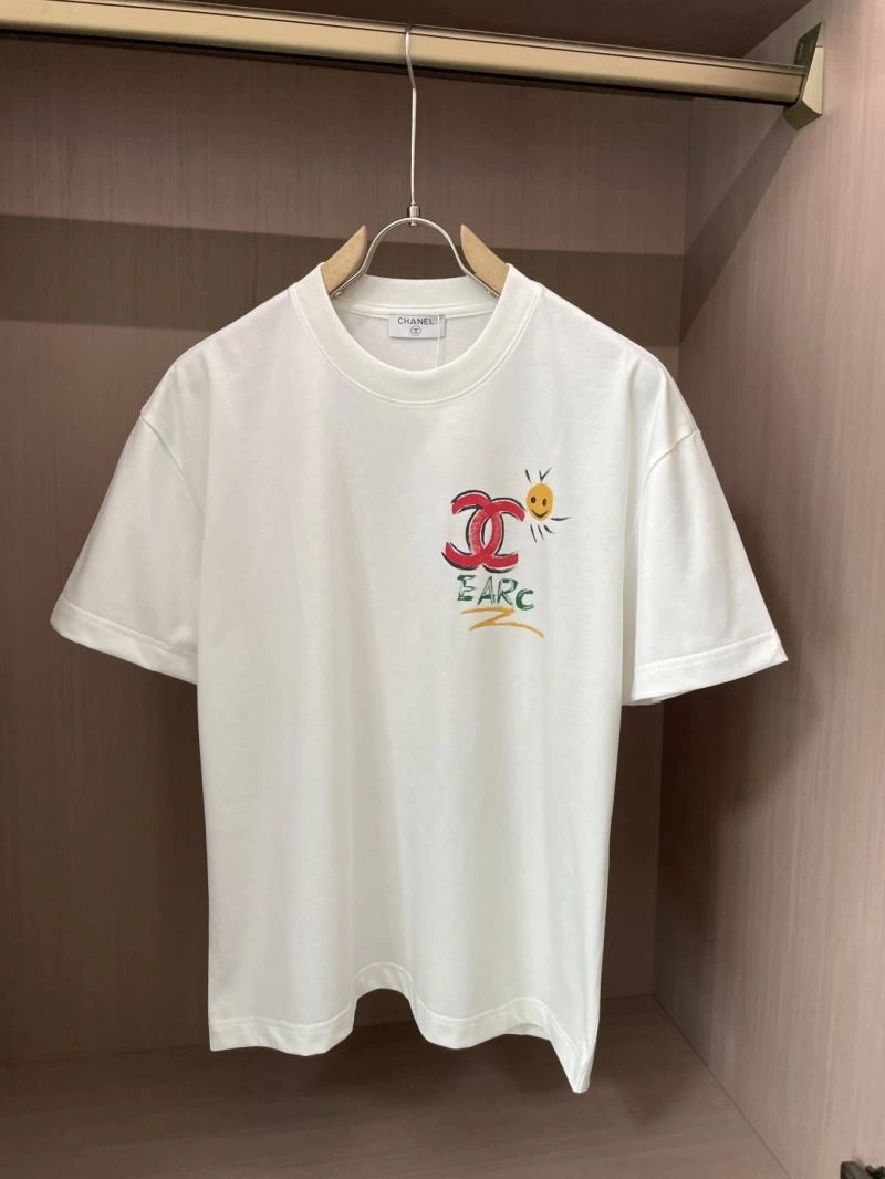 Chanel T-Shirts Sophisticated 111341