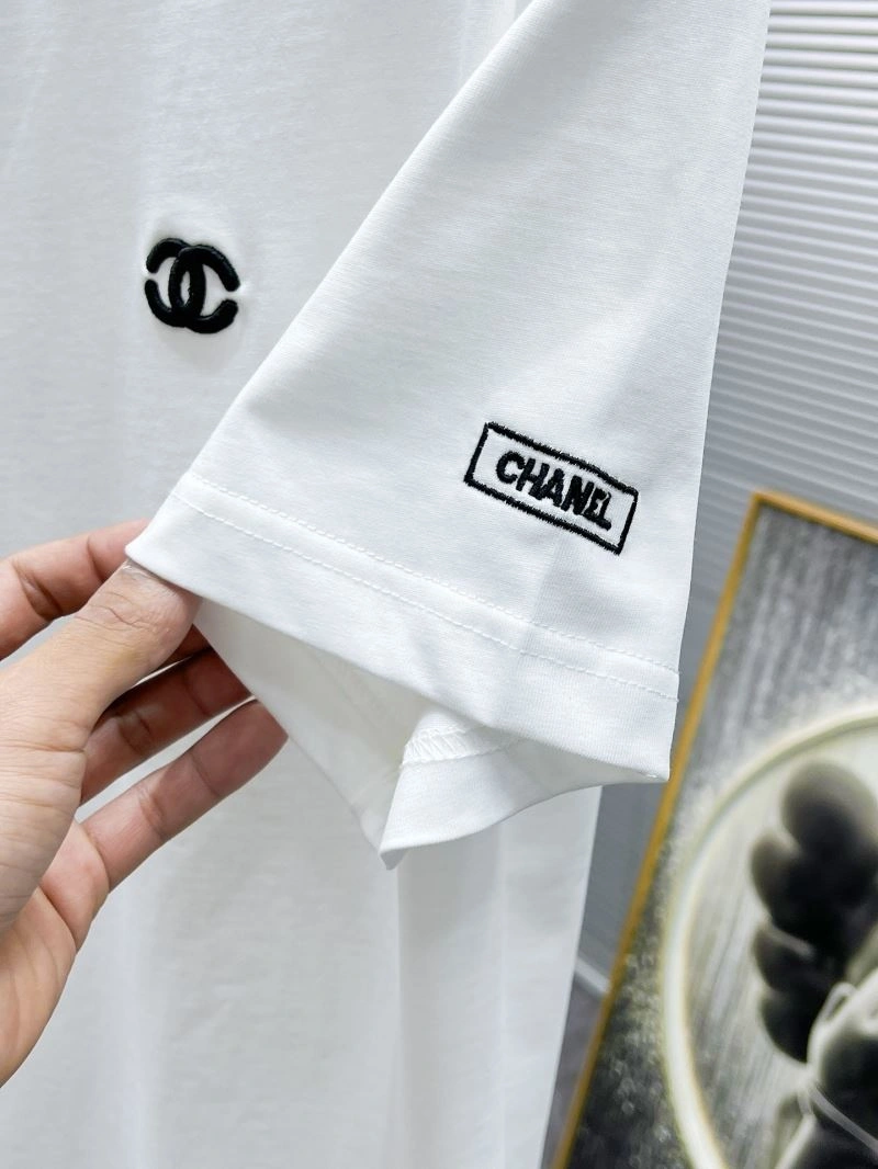 Chanel T-Shirts Timeless 111328