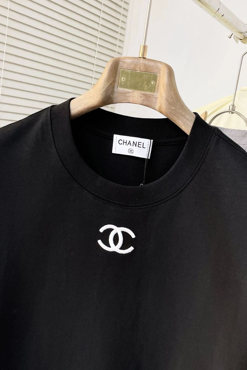 Chanel T-Shirts Snug 111320