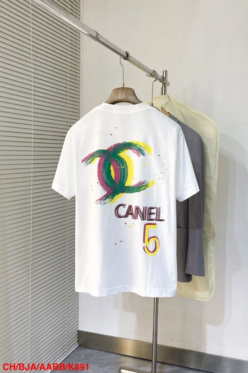 Classic Chanel T-Shirts 111319