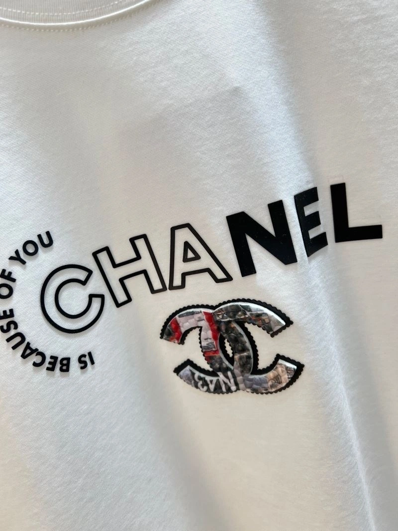 Chanel T-Shirts Versatile 111294