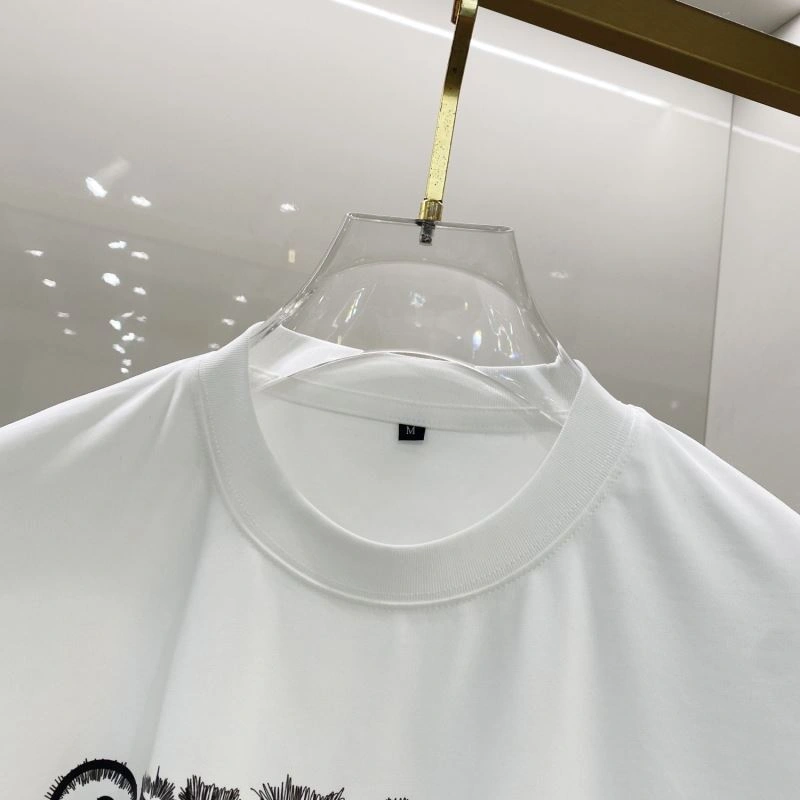 UrbanChic Chanel T-Shirts 111296