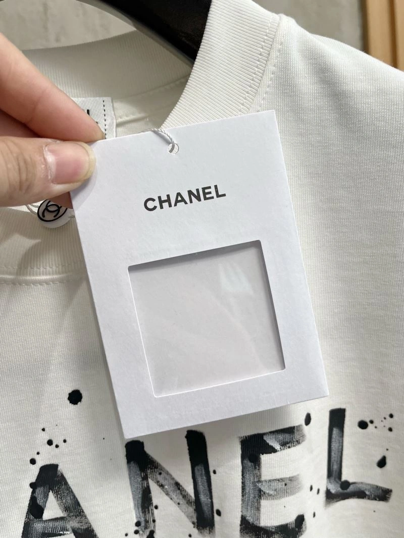 Tailored Chanel T-Shirts 111312