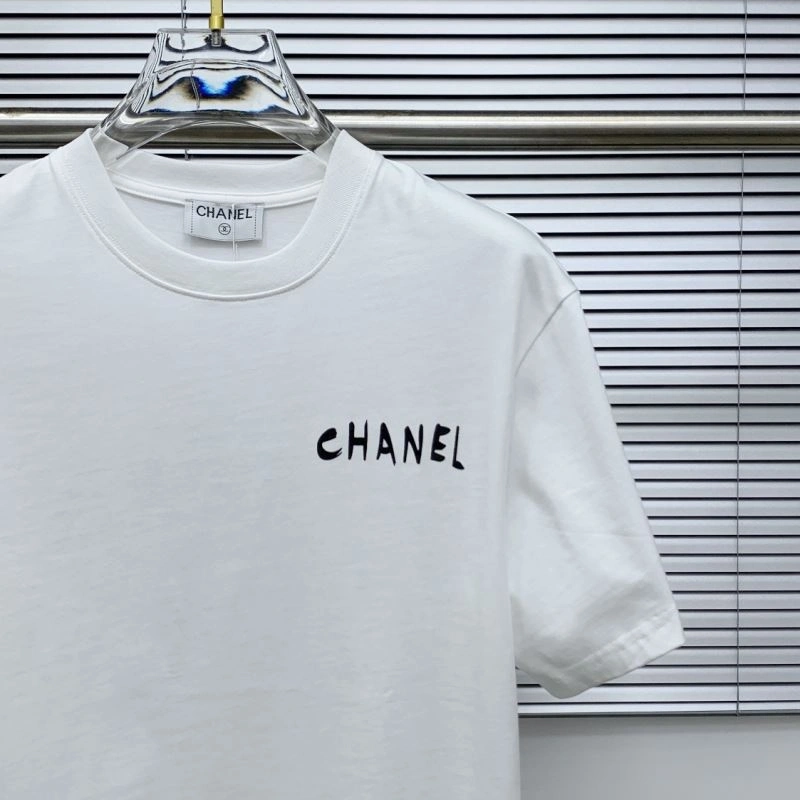 Chanel T-Shirts Versatile 111317