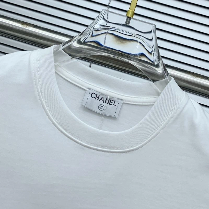 Chanel T-Shirts Versatile 111317
