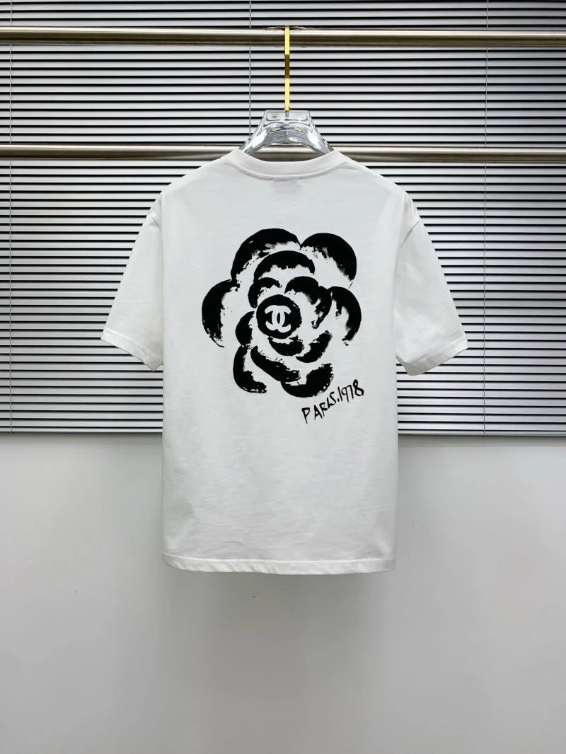 Chanel T-Shirts Versatile 111317