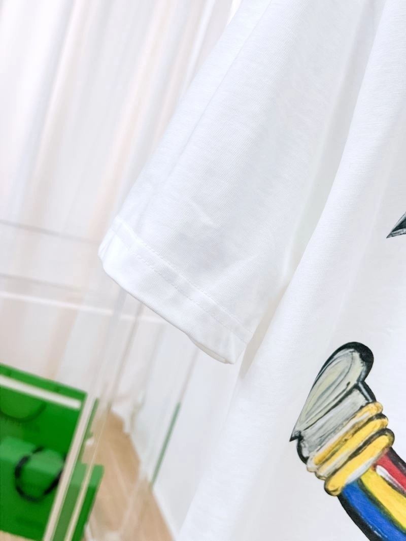 Flexible Chanel T-Shirts 111288