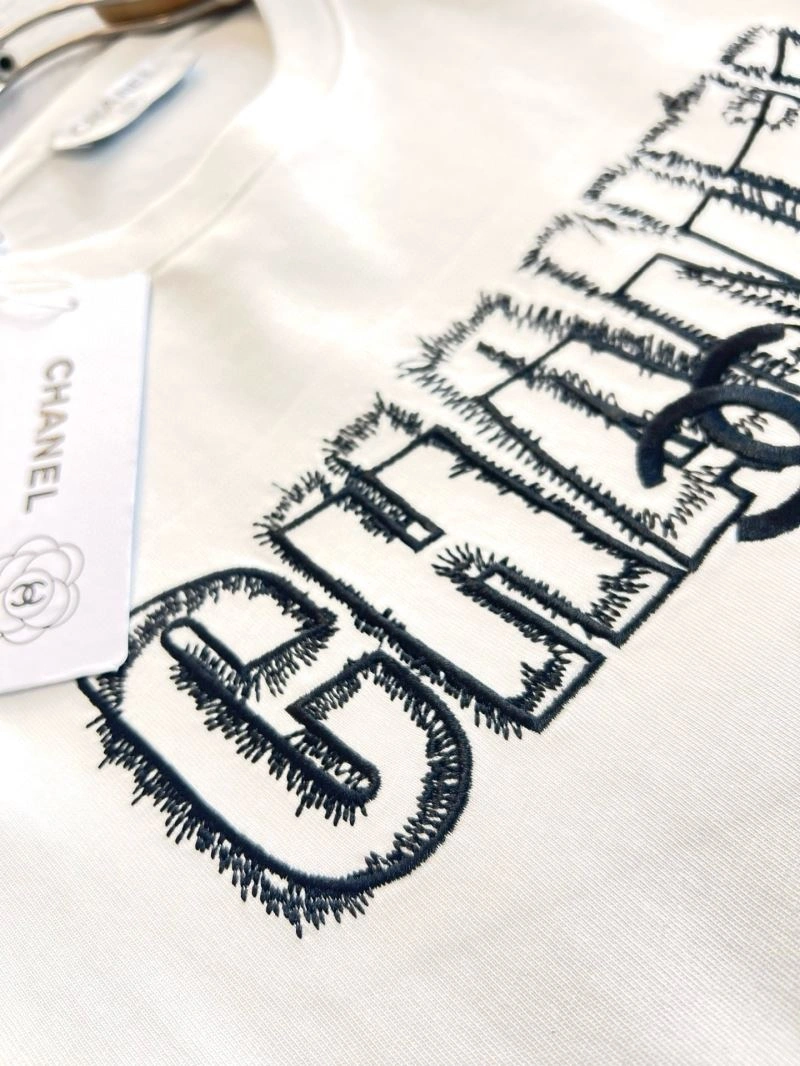 Chanel T-Shirts Timeless 111290