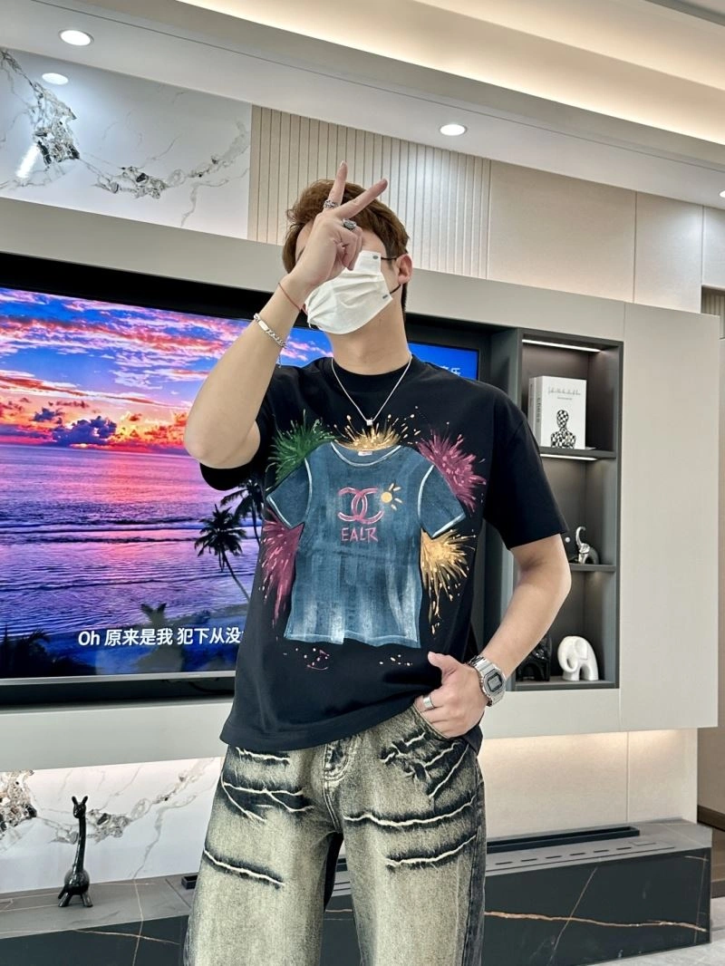 Compact Chanel T-Shirts 111289