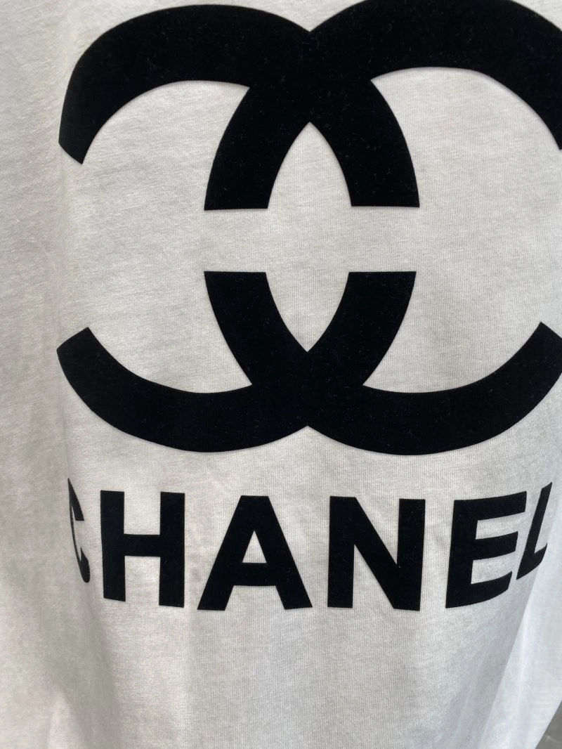 Chanel T-Shirts Lightweight 111293