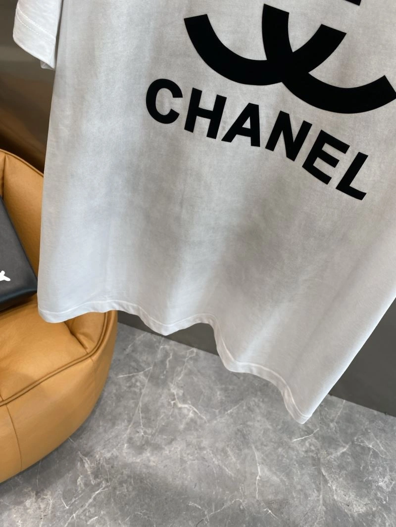 Chanel T-Shirts Lightweight 111293