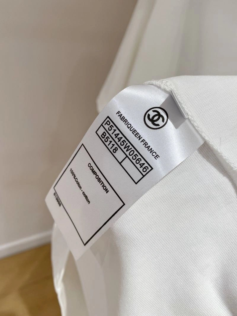 Chanel T-Shirts Minimalist 111283
