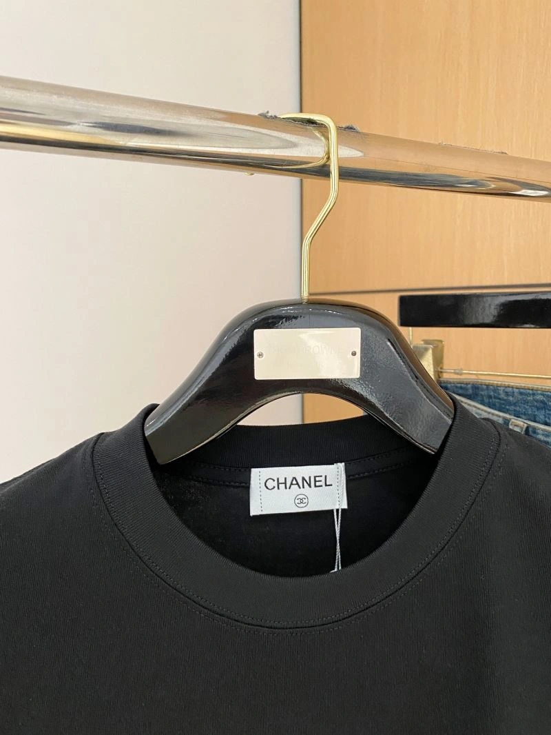 Comfortable Chanel T-Shirts 111282