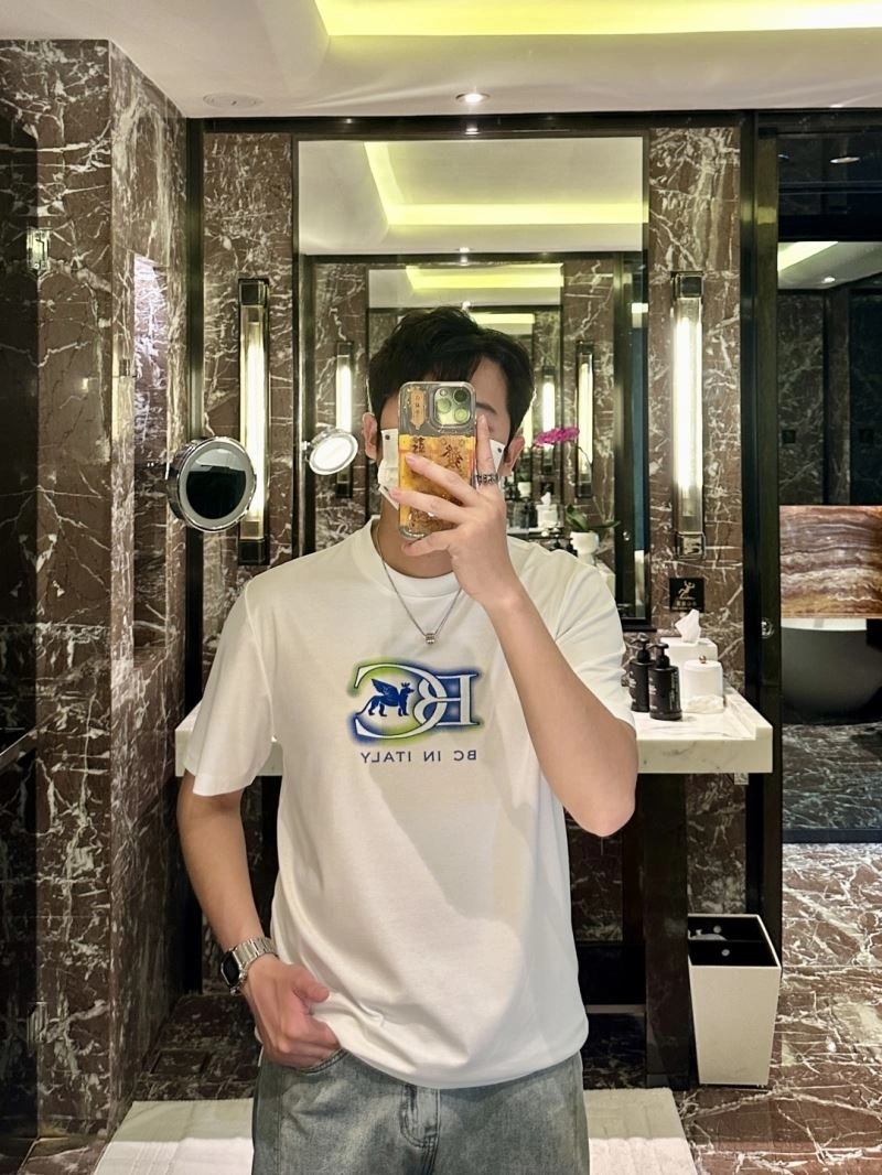 FashionForward Chanel T-Shirts 111280