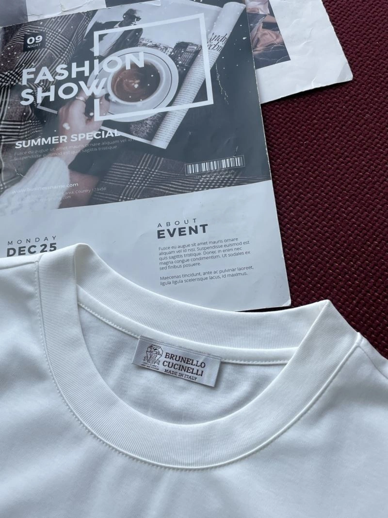 FashionForward Chanel T-Shirts 111280