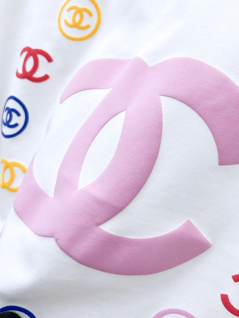 Chanel T-Shirts Sustainable 111258