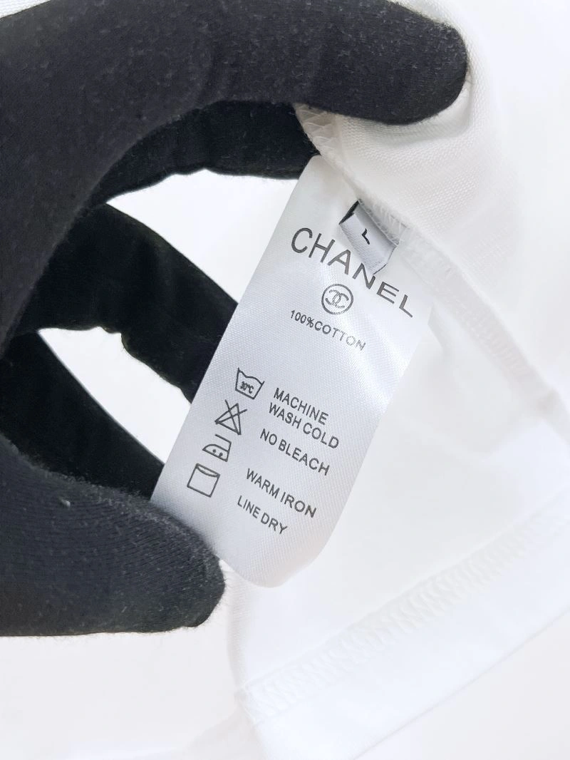 Chanel T-Shirts Sustainable 111258