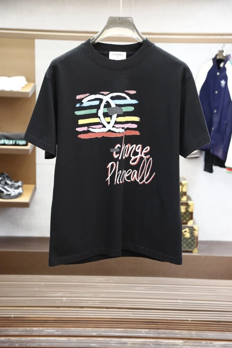 Tailored Chanel T-Shirts 111270