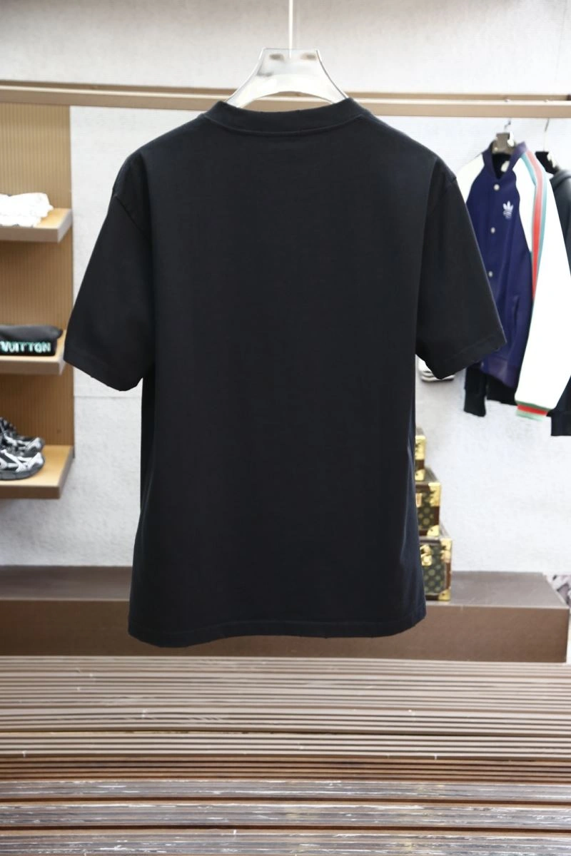 Tailored Chanel T-Shirts 111270