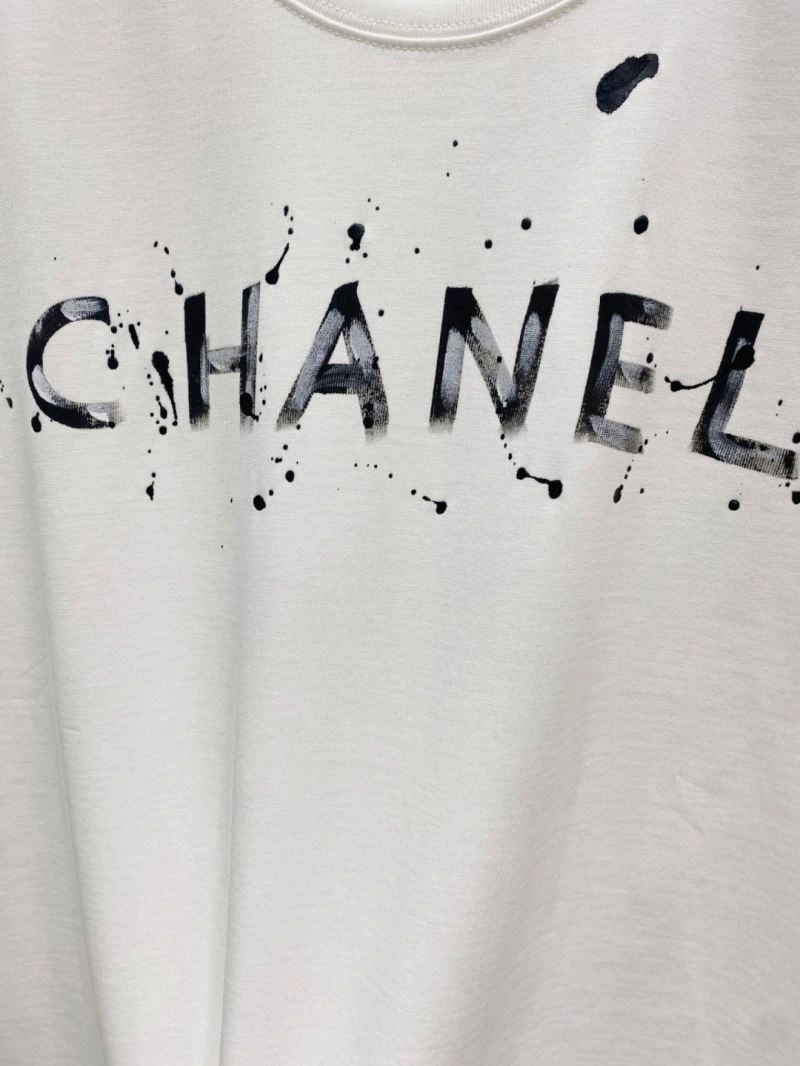 Chanel T-Shirts Effortless 111275