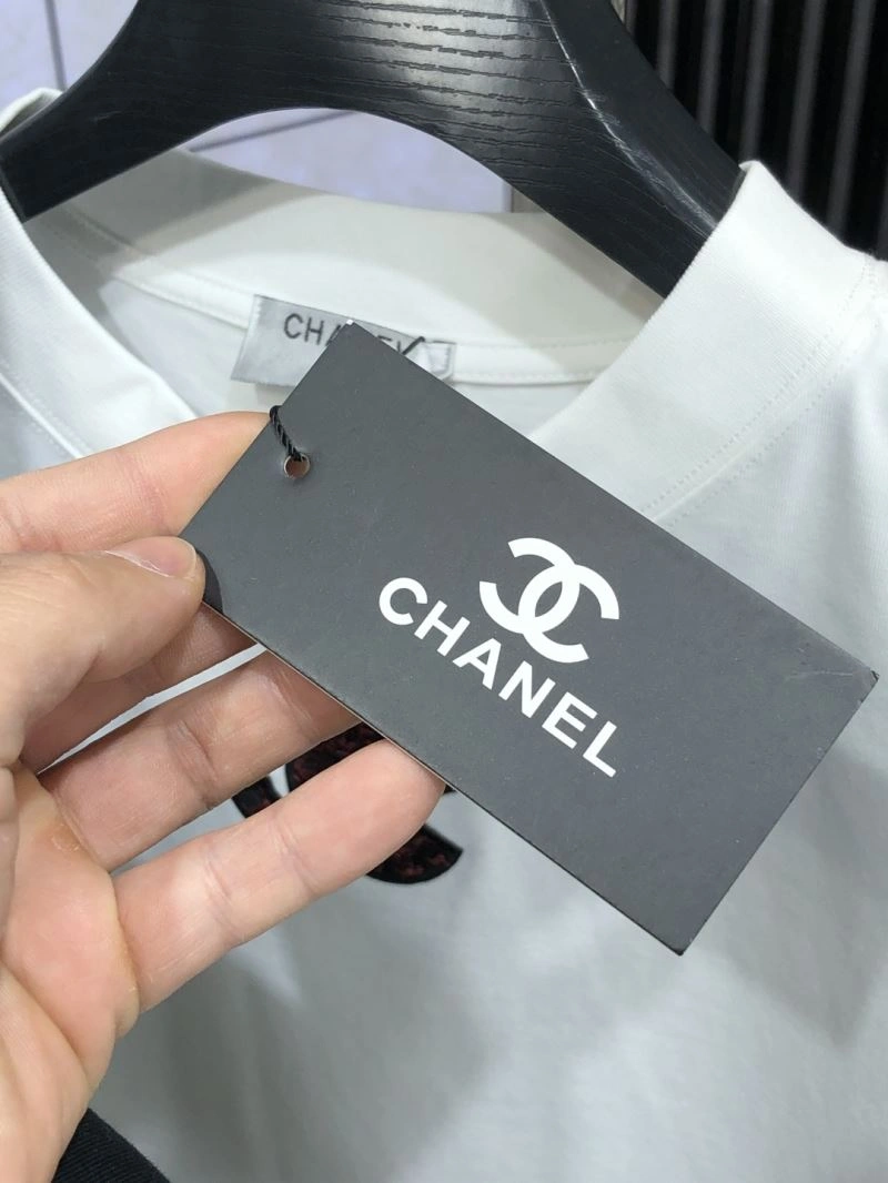 Chanel T-Shirts TimelessDesign 111236
