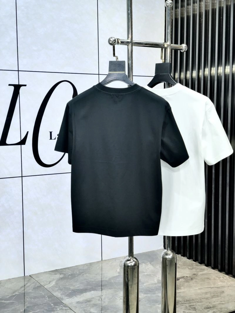 Chanel T-Shirts TimelessDesign 111236