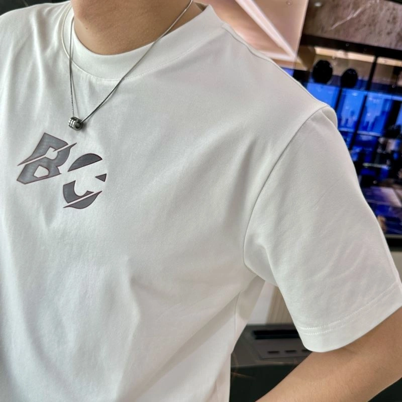 Comfortable Chanel T-Shirts 111231