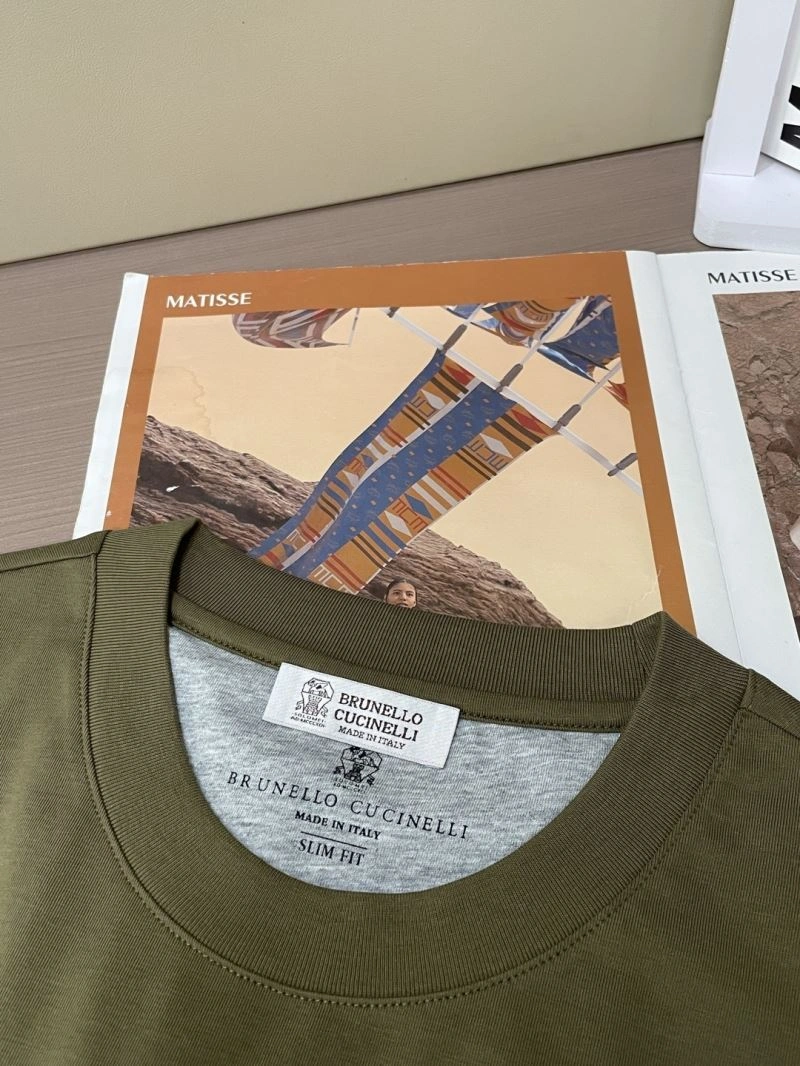 Original Chanel T-Shirts 111230