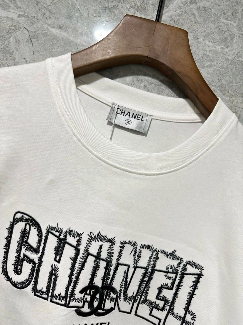 Classic Chanel T-Shirts 111217