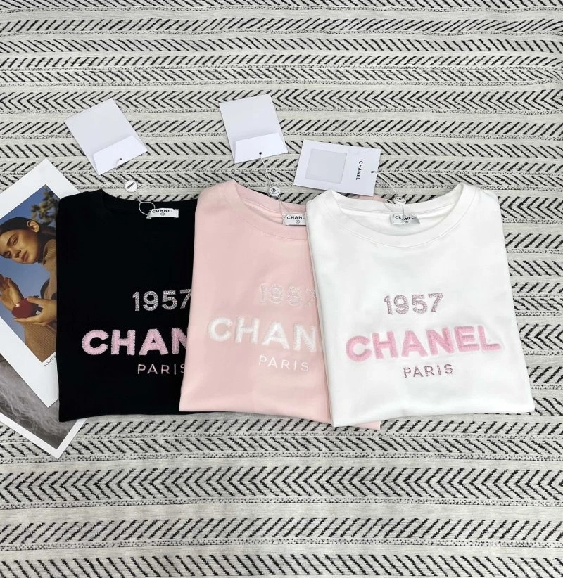 Chanel T-Shirts ComfortFit 109711