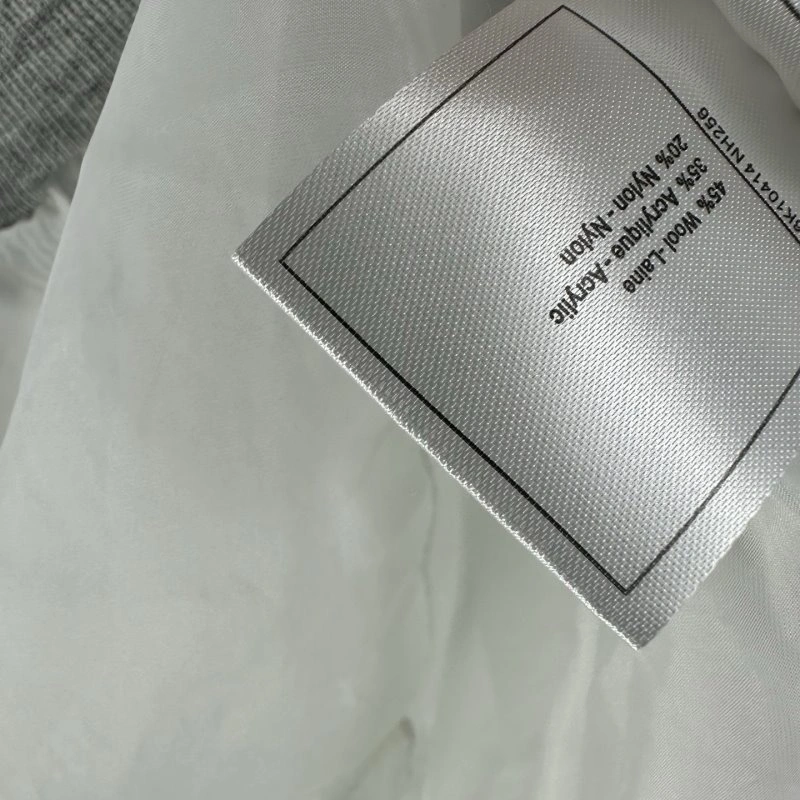 Chanel T-Shirts Neat 109713