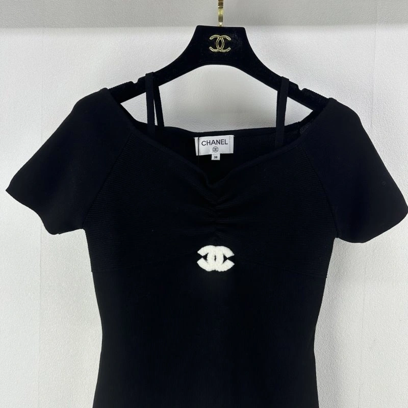 Efficient Chanel T-Shirts 109704